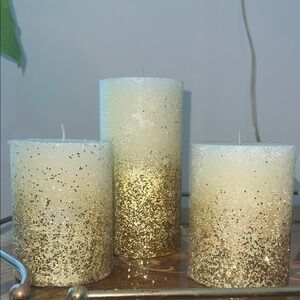 NWT White Caviar and Gold Glitter Candle Set